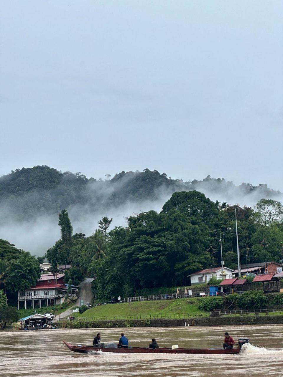 Teresek View Motel 瓜拉大汉 外观 照片