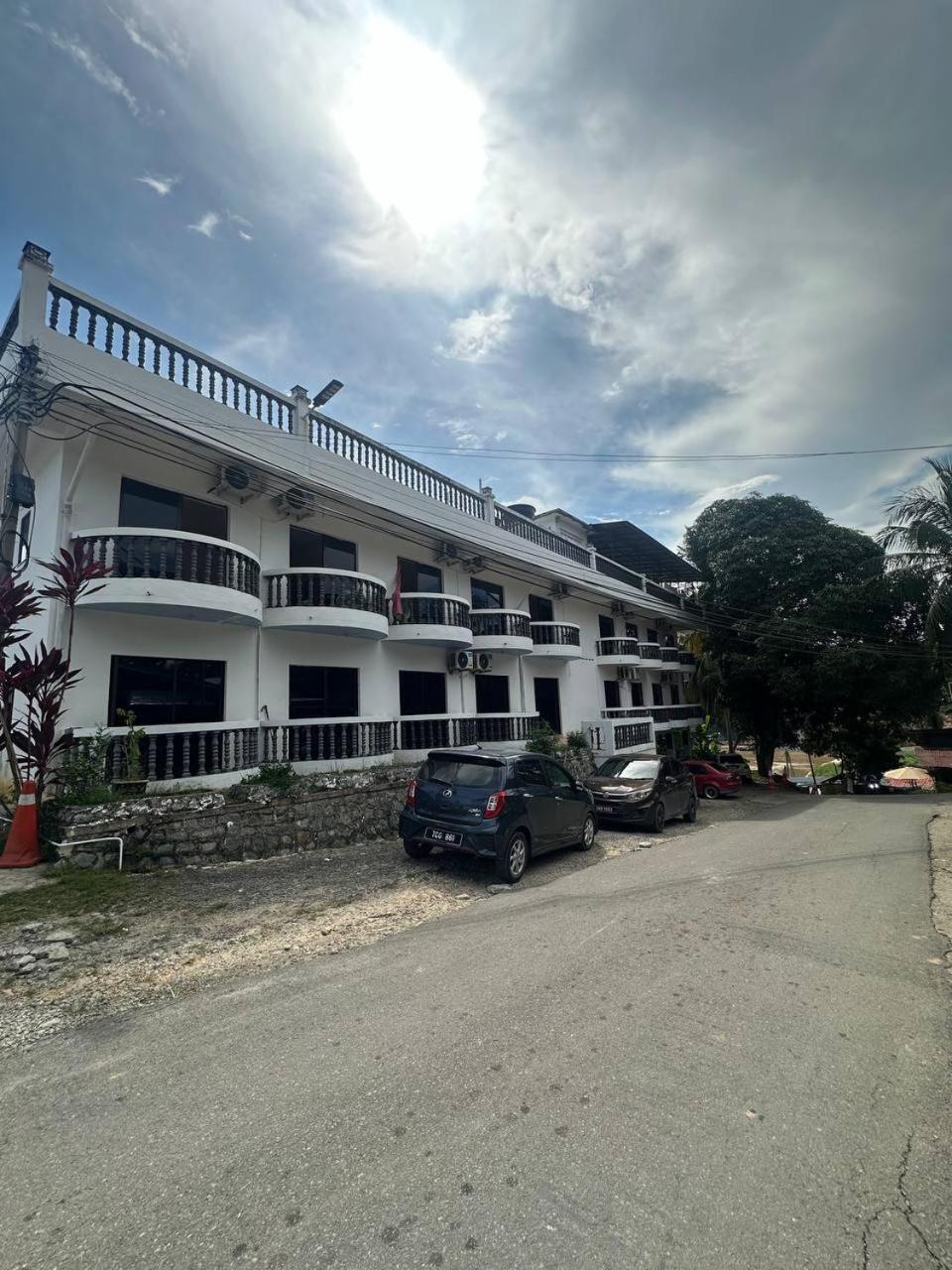 Teresek View Motel 瓜拉大汉 外观 照片